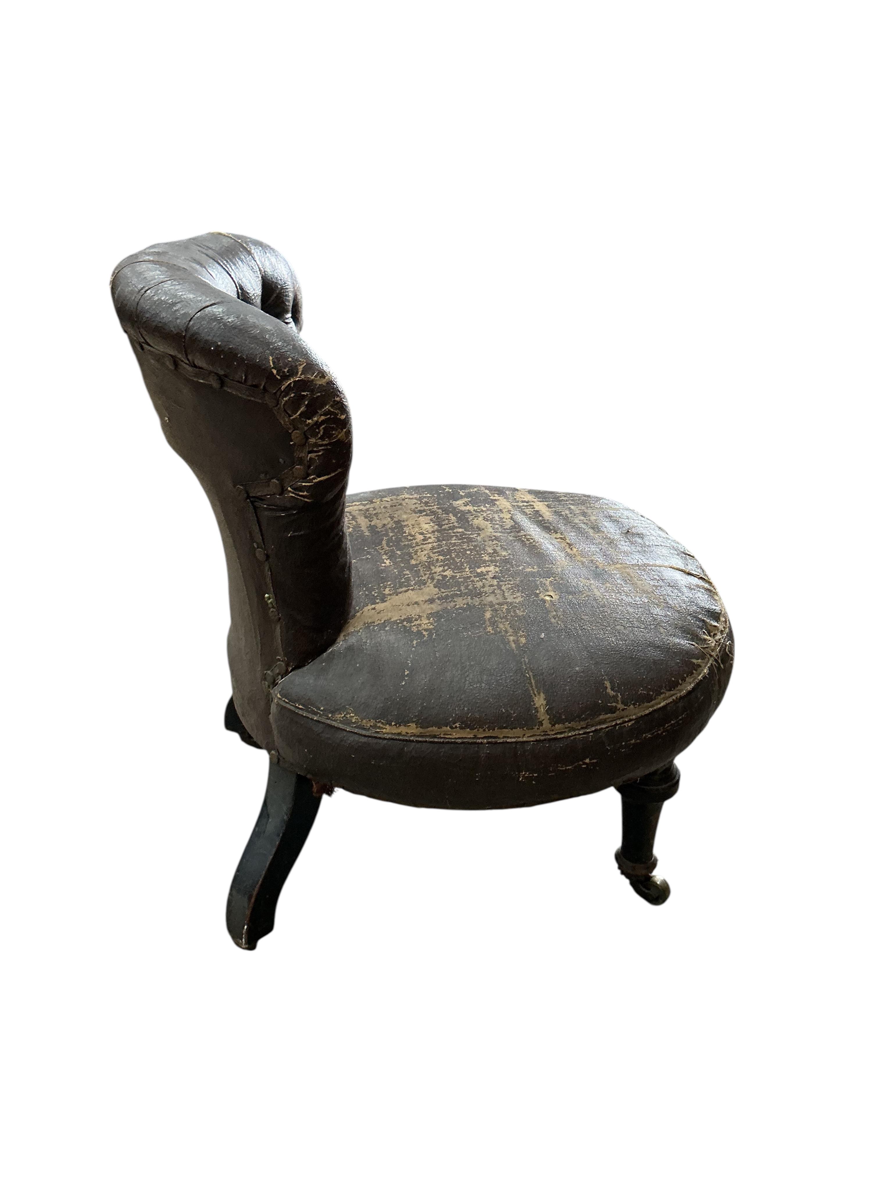 A Victorian buttoned circular seat side chair, width 60cm, depth 50cm, height 68cm